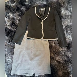 Tahari Blazer & Skirt set. Size 6.